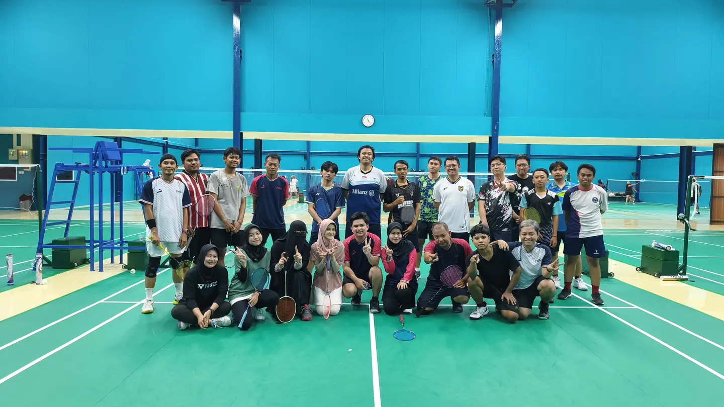 Kegiatan mabar mingguan bersama anggota Fokus Badminton, foto 7.